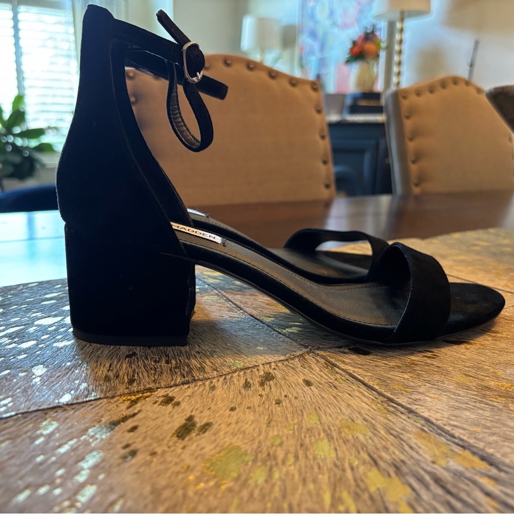 Steve Madden Black Block Heal Sandal